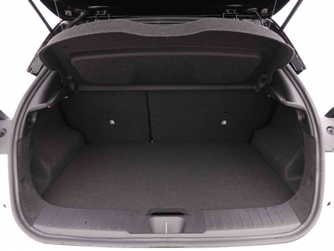 NISSAN_NISSAN_JUKE_2653032_5.jpg