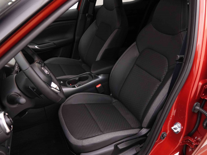 NISSAN_NISSAN_JUKE_2653035_6.jpg