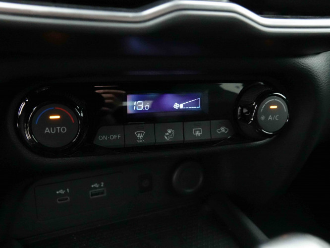 NISSAN_NISSAN_JUKE_2653189_13.jpg