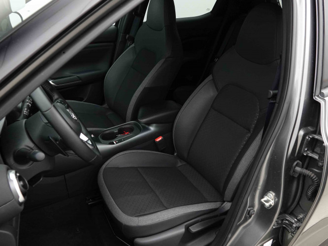 NISSAN_NISSAN_JUKE_2653189_6.jpg