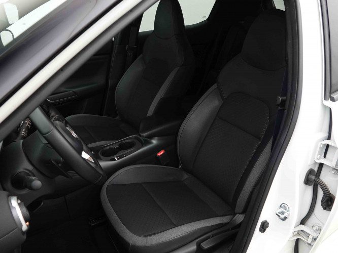 NISSAN_NISSAN_JUKE_2653192_6.jpg