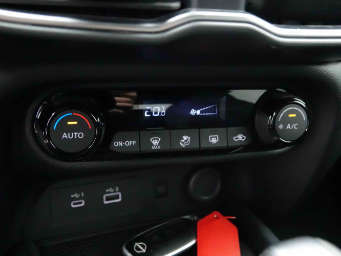 NISSAN_NISSAN_JUKE_2653195_12.jpg