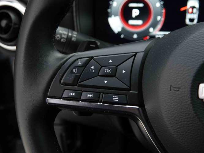 NISSAN_NISSAN_JUKE_2653195_16.jpg