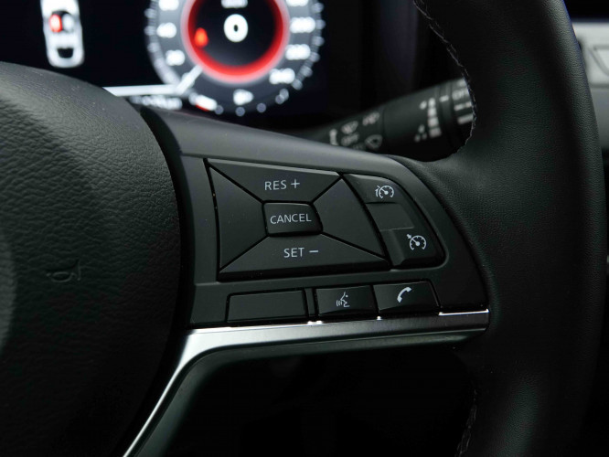 NISSAN_NISSAN_JUKE_2653355_18.jpg