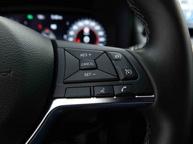 NISSAN_NISSAN_JUKE_2653359_18.jpg