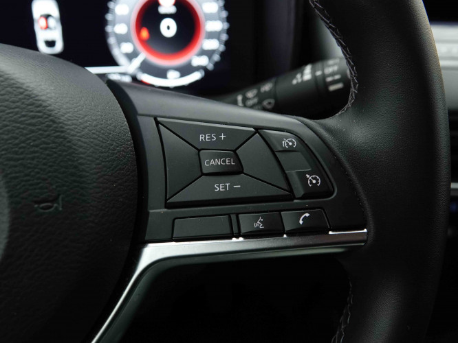 NISSAN_NISSAN_JUKE_2653360_17.jpg