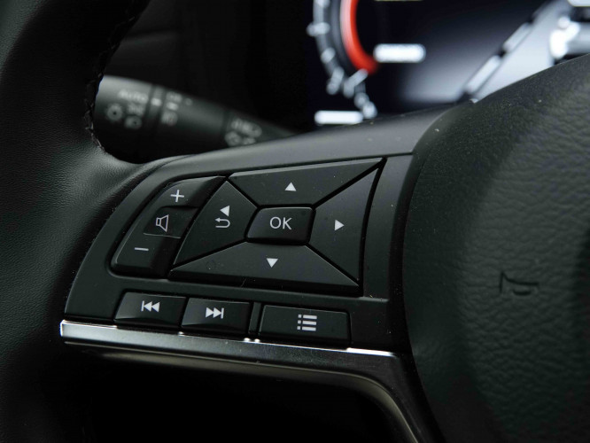 NISSAN_NISSAN_JUKE_2653361_17.jpg