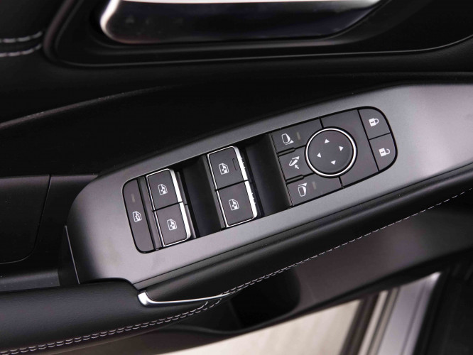 NISSAN_NISSAN_QASHQAI_2547548_20.jpg