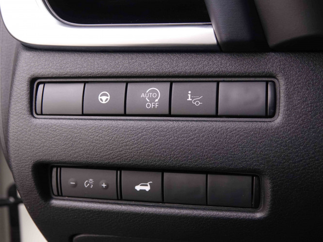 NISSAN_NISSAN_QASHQAI_2548306_9.jpg