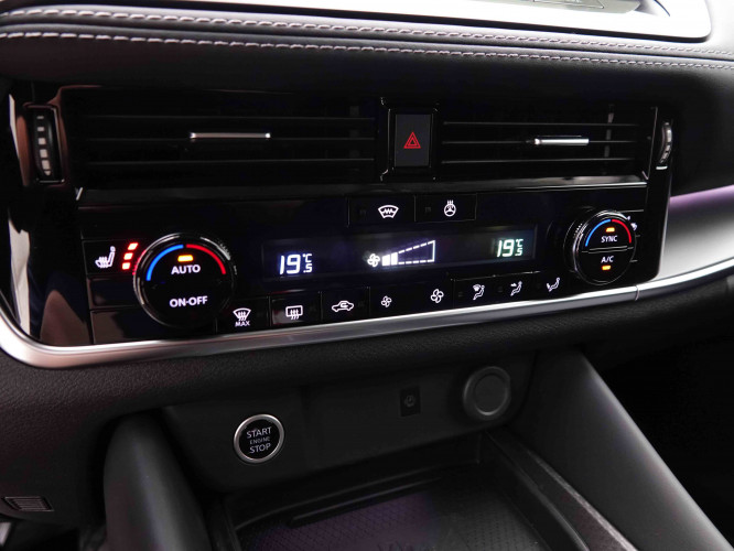NISSAN_NISSAN_QASHQAI_2548810_13.jpg