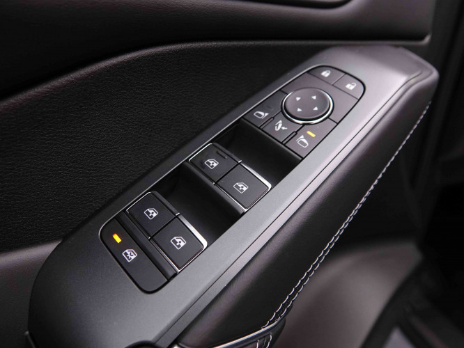 NISSAN_NISSAN_QASHQAI_2548815_20.jpg