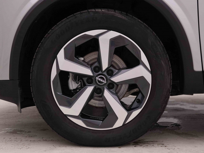 NISSAN_NISSAN_QASHQAI_2549183_20.jpg