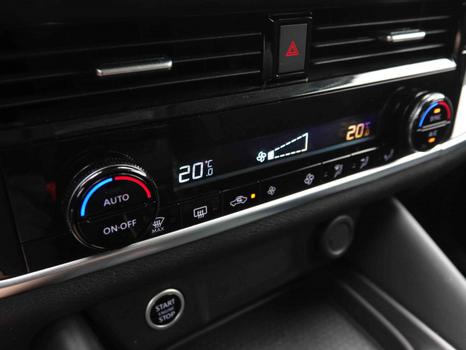 NISSAN_NISSAN_QASHQAI_2549337_14.jpg