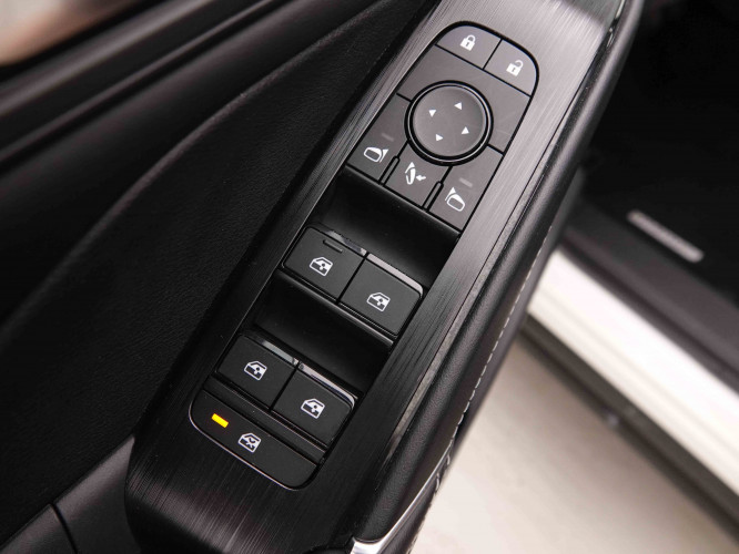 NISSAN_NISSAN_QASHQAI_2549337_20.jpg