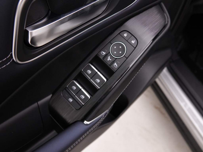 NISSAN_NISSAN_QASHQAI_2549666_23.jpg