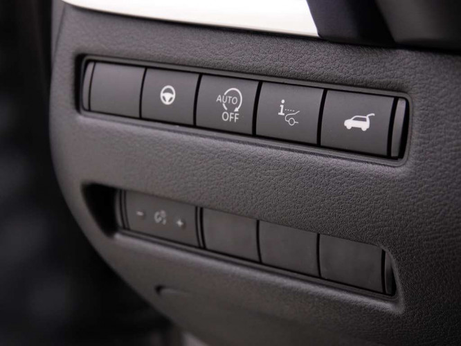 NISSAN_NISSAN_QASHQAI_2549666_43.jpg