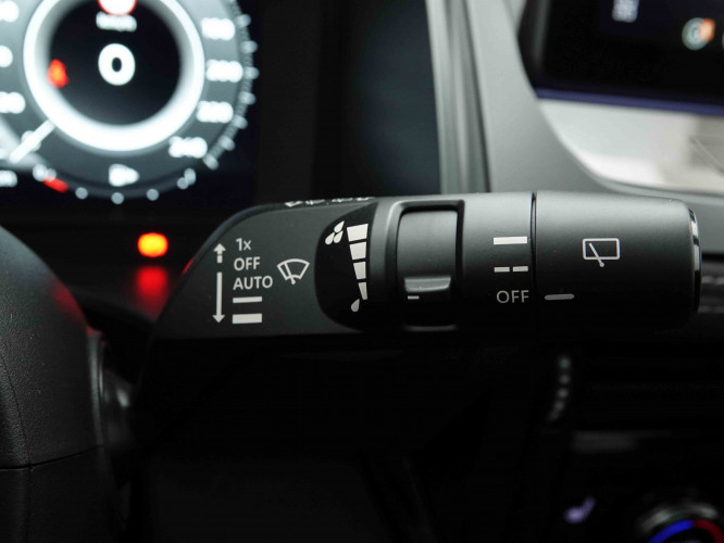 NISSAN_NISSAN_QASHQAI_2653752_16.jpg