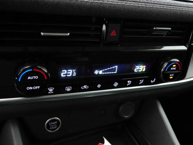 NISSAN_NISSAN_QASHQAI_2653920_12.jpg