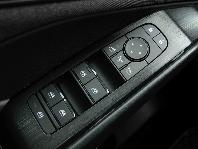 NISSAN_NISSAN_QASHQAI_2653920_18.jpg