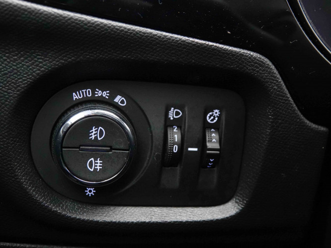 OPEL_OPEL_CORSA_2652345_19.jpg OPEL_OPEL_CORSA_2652345_19.jpg