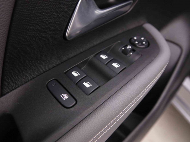 OPEL_OPEL_MOKKA_2550613_21.jpg OPEL_OPEL_MOKKA_2550613_21.jpg
