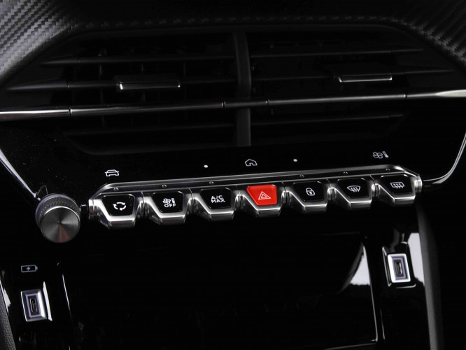 PEUGEOT_PEUGEOT_2008_2547562_14.jpg