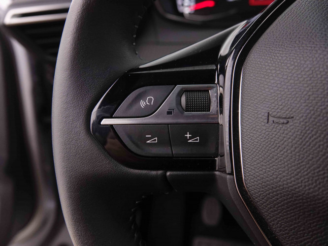 PEUGEOT_PEUGEOT_2008_2547568_18.jpg