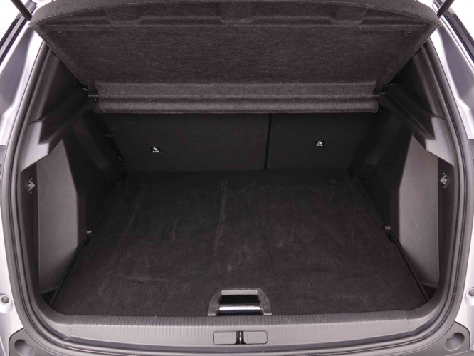 PEUGEOT_PEUGEOT_2008_2547568_5.jpg