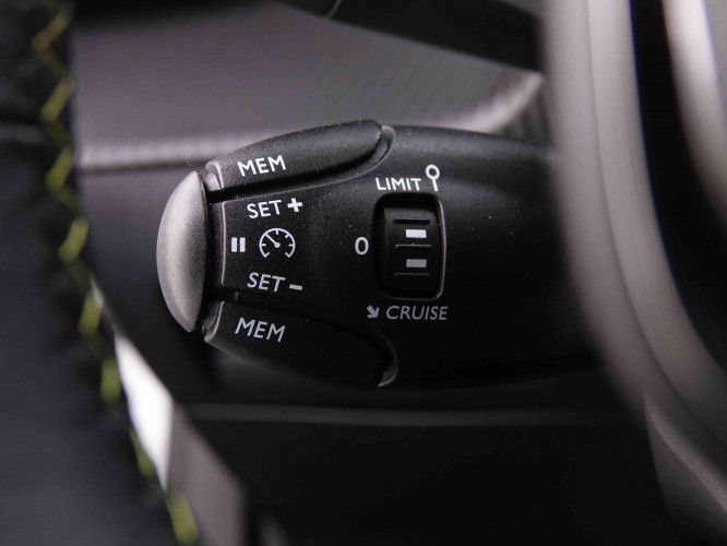 PEUGEOT_PEUGEOT_2008_2547628_17.jpg