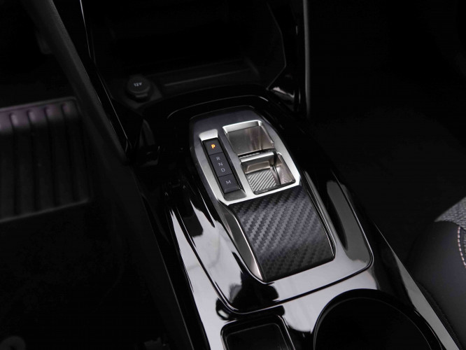 PEUGEOT_PEUGEOT_2008_2547851_15.jpg