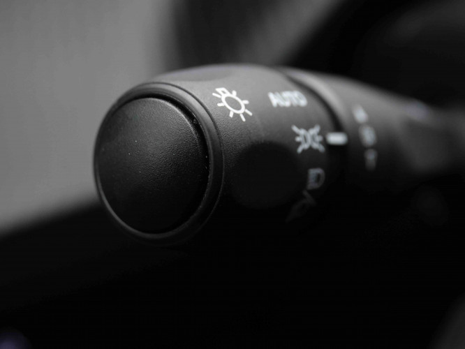 PEUGEOT_PEUGEOT_2008_2548136_17.jpg