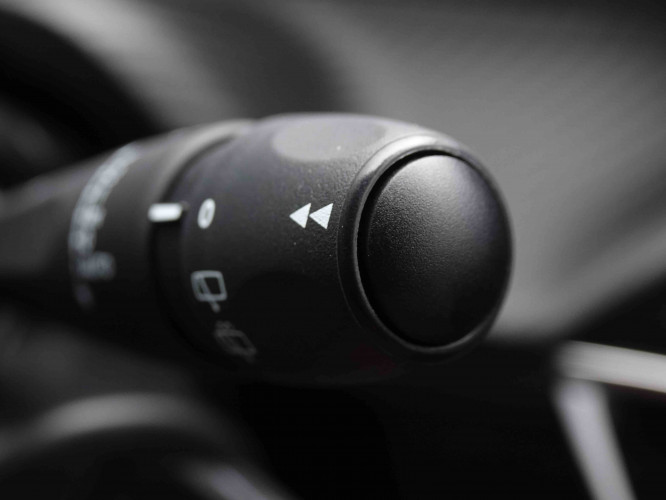 PEUGEOT_PEUGEOT_2008_2548136_18.jpg