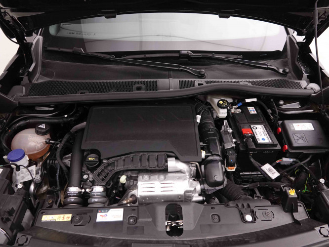 PEUGEOT_PEUGEOT_2008_2548136_23.jpg