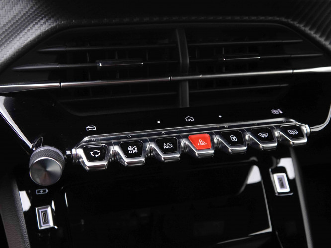 PEUGEOT_PEUGEOT_2008_2548137_14.jpg