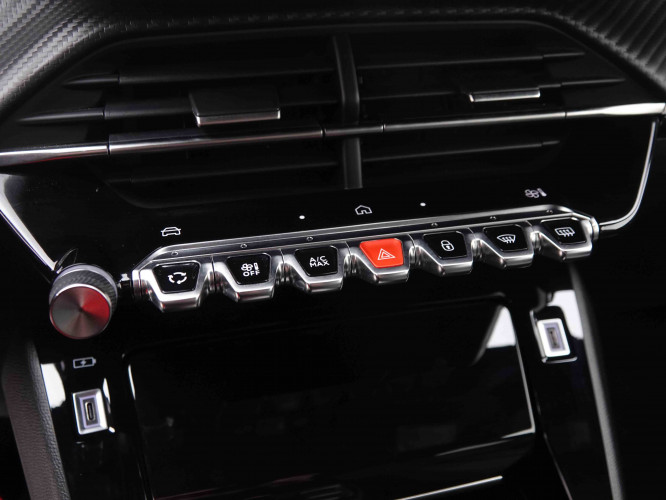 PEUGEOT_PEUGEOT_2008_2548144_14.jpg