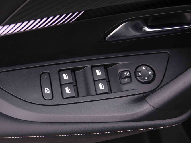 PEUGEOT_PEUGEOT_2008_2548159_20.jpg