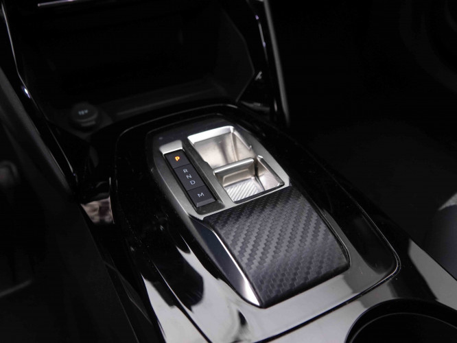PEUGEOT_PEUGEOT_2008_2548160_16.jpg
