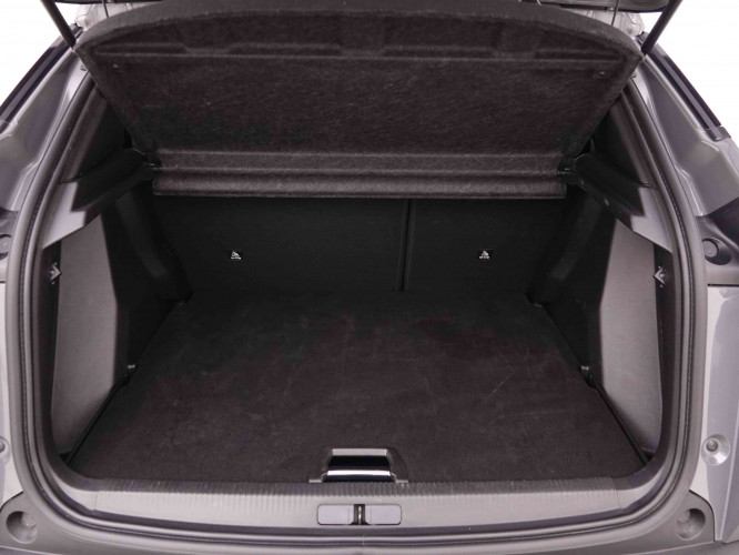 PEUGEOT_PEUGEOT_2008_2548160_5.jpg
