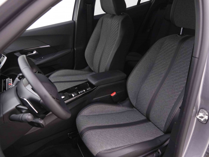 PEUGEOT_PEUGEOT_2008_2548161_6.jpg