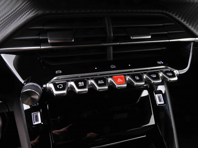 PEUGEOT_PEUGEOT_2008_2548163_14.jpg