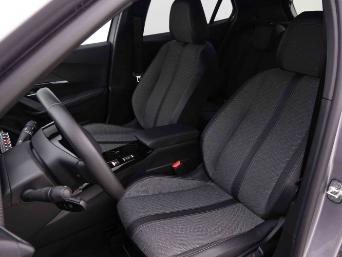 PEUGEOT_PEUGEOT_2008_2548352_6.jpg