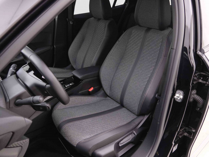 PEUGEOT_PEUGEOT_2008_2548356_6.jpg