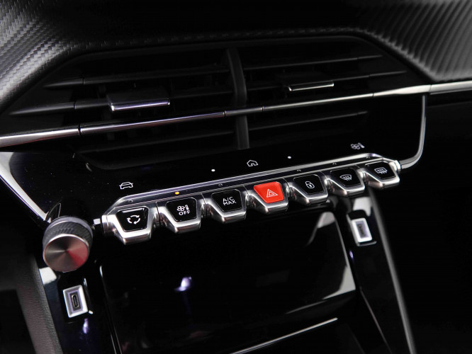 PEUGEOT_PEUGEOT_2008_2548634_15.jpg