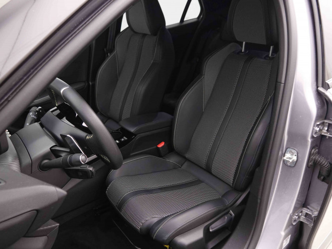 PEUGEOT_PEUGEOT_2008_2549906_6.jpg
