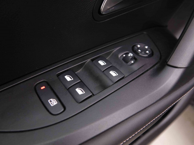 PEUGEOT_PEUGEOT_2008_2550541_20.jpg