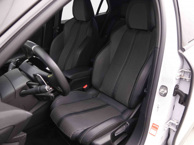 PEUGEOT_PEUGEOT_2008_2550707_6.jpg PEUGEOT_PEUGEOT_2008_2550707_6.jpg