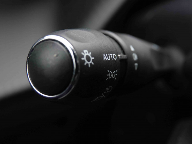 PEUGEOT_PEUGEOT_2008_2550711_16.jpg