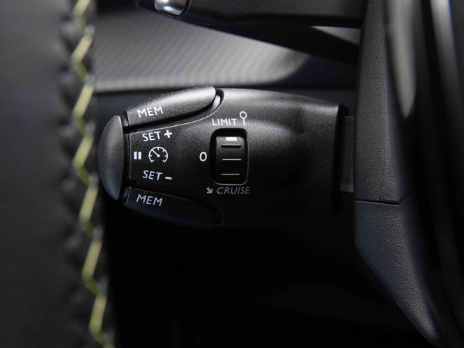 PEUGEOT_PEUGEOT_2008_2551420_18.jpg PEUGEOT_PEUGEOT_2008_2551420_18.jpg