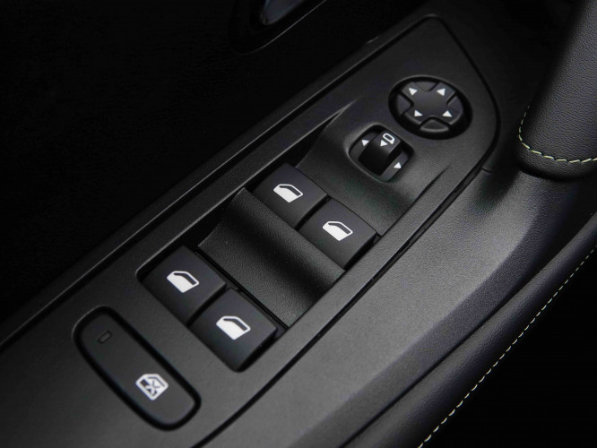 PEUGEOT_PEUGEOT_2008_2551420_19.jpg PEUGEOT_PEUGEOT_2008_2551420_19.jpg