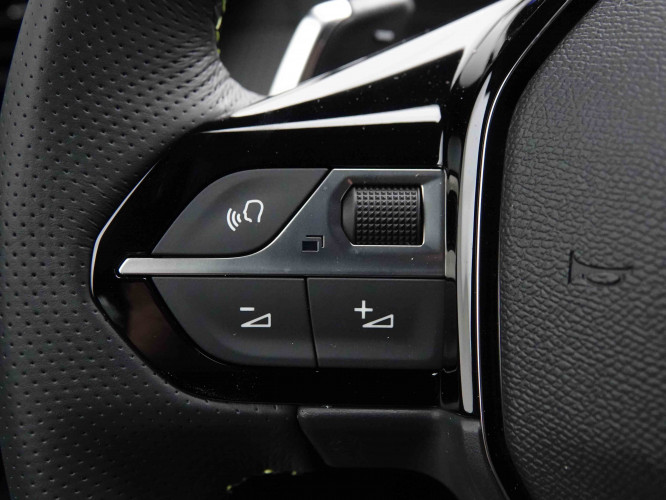 PEUGEOT_PEUGEOT_2008_2551421_19.jpg